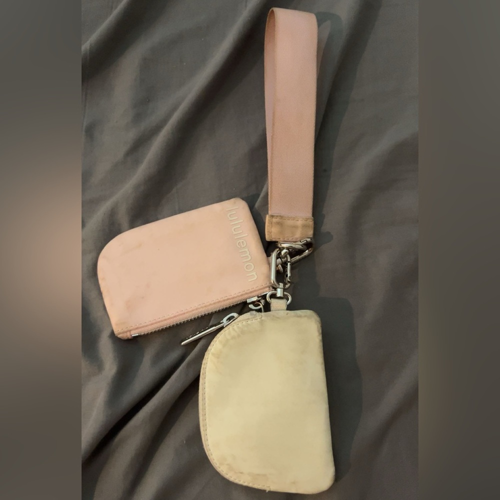 Lululemon white and pink keychain wallet